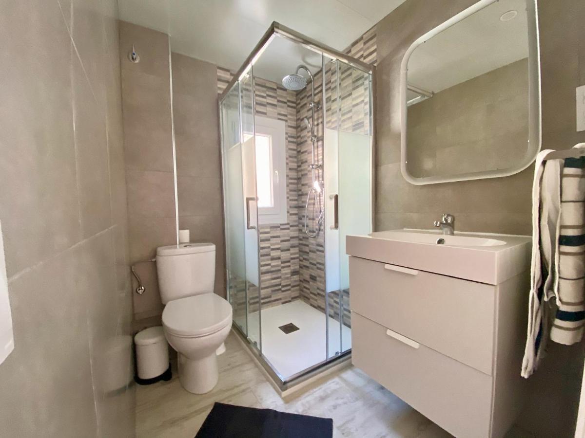 Апартаменты Apartamento En La Playa De Segur De Calafell, Barcelona Экстерьер фото